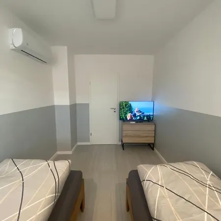 H&m Immobilien - Geiseltalsee Appartamento